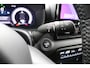 Toyota Yaris 1.5 Hybrid 130 Launch Edition | Stoel en stuurverwarming | Leder-stof bekleding | Parkeersensoren |