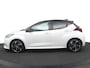 Toyota Yaris 1.5 Hybrid 130 Launch Edition | Stoel en stuurverwarming | Leder-stof bekleding | Parkeersensoren |