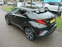 Toyota C-HR / C-HR+ 1.8 Hybrid 122pk CVT Business Plus Luxury AUTOMAAT Navigatie