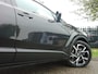 Toyota C-HR / C-HR+ 1.8 Hybrid 122pk CVT Business Plus Luxury AUTOMAAT Navigatie