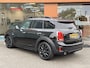 MINI Countryman 1.5 Cooper Chili | Carplay | Cruise control | Climate control | NAV | Stoel verw.