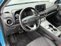 Hyundai Kona Electric Comfort 39 kWh / SOH 100% / Fabrieksgarantie t/m 04-2028 / Dealer Onderhouden / Stoelverwarming / Apple Carplay/Android Auto / Achteruitrijcamera / 1-fase /