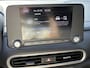 Hyundai Kona Electric Comfort 39 kWh / SOH 100% / Fabrieksgarantie t/m 04-2028 / Dealer Onderhouden / Stoelverwarming / Apple Carplay/Android Auto / Achteruitrijcamera / 1-fase /