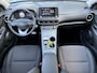 Hyundai Kona Electric Comfort 39 kWh / SOH 100% / Fabrieksgarantie t/m 04-2028 / Dealer Onderhouden / Stoelverwarming / Apple Carplay/Android Auto / Achteruitrijcamera / 1-fase /