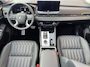 Mitsubishi Outlander 2.4 PHEV Instyle € 7.000 REGISTRATIE KORTING| 1 OP VOORRAAD | 8 jaar garantie| Snel leverbaar |