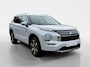 Mitsubishi Outlander 2.4 PHEV Intense + | Modeljaar 2026 | 7000 Euro registratiekorting | Meerdere kleuren beschikbaar | Direct leverbaar | Rondom camera | Stoel stuur verwarming |
