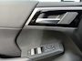 Mitsubishi Outlander 2.4 PHEV Intense + | Modeljaar 2026 | 7000 Euro registratiekorting | Meerdere kleuren beschikbaar | Direct leverbaar | Rondom camera | Stoel stuur verwarming |