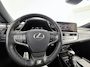 Lexus ES 300h F Sport Line | Mark Levinson | Schuif/Kanteldak | Head-up Display | Dodehoek detectie | 360 Camera | Stoel+stuurverwarming | Sportstoelen | 19" Velgen | Apple Carplay & Android Auto |