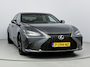 Lexus ES 300h F Sport Line | Mark Levinson | Schuif/Kanteldak | Head-up Display | Dodehoek detectie | 360 Camera | Stoel+stuurverwarming | Sportstoelen | 19" Velgen | Apple Carplay & Android Auto |