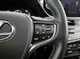 Lexus ES 300h F Sport Line | Mark Levinson | Schuif/Kanteldak | Head-up Display | Dodehoek detectie | 360 Camera | Stoel+stuurverwarming | Sportstoelen | 19" Velgen | Apple Carplay & Android Auto |