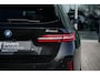 BMW 5-Serie Touring 530e xDrive | M Sportpakket PRO | Trekhaak | Driving Assistant Professional | Parking Assistant professional | Bowers & Wilkins Surround Sound System | Panoramadak | Adaptieve Cruise Controle | Alcantara Hemelbekleding | 20" Lichtmetaal styling 939 M Bicolor Schwarzgrau | Comfort Access System |