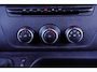 Renault Master 2.3 dCi 150 pk L2H2 Imperiaal met Trap, Trekhaak Airco, Camera, Cruise Control, Laadruimte Pakket, 3-Zits
