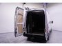 Renault Master 2.3 dCi 150 pk L2H2 Imperiaal met Trap, Trekhaak Airco, Camera, Cruise Control, Laadruimte Pakket, 3-Zits