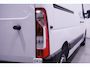 Renault Master 2.3 dCi 150 pk L2H2 Imperiaal met Trap, Trekhaak Airco, Camera, Cruise Control, Laadruimte Pakket, 3-Zits