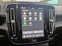 Volvo XC40 Single Motor Extended Range Plus 82 kWh Adaptieve Cruise / Stoel + Stuurverwarming / Trekhaak / Parkeersensoren- Camera achter / 19'' / All-Season banden / Carplay / Android Auto /