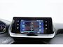 Peugeot e-2008 EV Allure 50 kWh | 100% SOH! l Apple Carplay/Android Auto l Bluetooth l DAB l Cruise Control l Climate Control l Navigatie l Lichtmetalen Velgen l PDC Achter