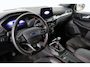 Ford Kuga 1.5EB ST-Line X Dealer Onderhouden! | Trekhaak | Winterpack | B&O | Clima | Camera | HUD | LED | Navi | Cruise Control | Keyless | Elk. Achterklep | DAB | Parkeersensoren V+A