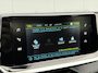 Peugeot e-2008 EV Active Pack 50 kWh | SOH 93,2 % | CarPlay | Parkeersensoren | Cruise control |