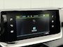 Peugeot e-2008 EV Active Pack 50 kWh | SOH 93,2 % | CarPlay | Parkeersensoren | Cruise control |