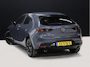 Mazda 3 2.0 e-SkyActiv-G M Hybrid 122 Comfort met Bose [APAPTIVE CRUISE CONTROL, APPLE CARPLAY, ANDROID, BOSE SOUND SYSTEM, MEMORY SEATS, STOELVERWARMING STUUR VERWARMING, CAMERA, PDC V+A, BLUETOOTH, LEDER, LED, ELEKTRISCHE ACHTERKLEP, NAVIGATIE,
