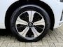 Volvo XC60 2.0 T6 Plug-in hybrid AWD Long range 350pk | SOH 98% | Ultimate bright | Panoramadak | Lederen bekleding | Stoel&stuurverwarming | Achterbank verwarmd | Pilot assist | Camera | Dodehoekdetectie | Memory | Full-LED | DAB | Keyless | Apple CarPlay | Elektrische achterklep | Volledig dealeronderhouden