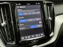 Volvo XC60 2.0 T6 Plug-in hybrid AWD Long range 350pk | SOH 98% | Ultimate bright | Panoramadak | Lederen bekleding | Stoel&stuurverwarming | Achterbank verwarmd | Pilot assist | Camera | Dodehoekdetectie | Memory | Full-LED | DAB | Keyless | Apple CarPlay | Elektrische achterklep | Volledig dealeronderhouden