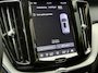 Volvo XC60 2.0 T6 Plug-in hybrid AWD Long range 350pk | SOH 98% | Ultimate bright | Panoramadak | Lederen bekleding | Stoel&stuurverwarming | Achterbank verwarmd | Pilot assist | Camera | Dodehoekdetectie | Memory | Full-LED | DAB | Keyless | Apple CarPlay | Elektrische achterklep | Volledig dealeronderhouden