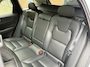 Volvo XC60 2.0 T6 Plug-in hybrid AWD Long range 350pk | SOH 98% | Ultimate bright | Panoramadak | Lederen bekleding | Stoel&stuurverwarming | Achterbank verwarmd | Pilot assist | Camera | Dodehoekdetectie | Memory | Full-LED | DAB | Keyless | Apple CarPlay | Elektrische achterklep | Volledig dealeronderhouden