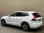 Volvo XC60 2.0 T6 Plug-in hybrid AWD Long range 350pk | SOH 98% | Ultimate bright | Panoramadak | Lederen bekleding | Stoel&stuurverwarming | Achterbank verwarmd | Pilot assist | Camera | Dodehoekdetectie | Memory | Full-LED | DAB | Keyless | Apple CarPlay | Elektrische achterklep | Volledig dealeronderhouden