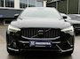 Volvo XC60 2.0 T6 Plug-in hybrid AWD Plus Black Edition SOH 100% | HARMAN KARDON| PANO| CAMERA | STOEL + STUURVERWARMING| PILOT ASSIST| MEMORY STOELEN| ACHTERBANK VERWARMD|