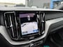Volvo XC60 2.0 T6 Plug-in hybrid AWD Plus Black Edition SOH 100% | HARMAN KARDON| PANO| CAMERA | STOEL + STUURVERWARMING| PILOT ASSIST| MEMORY STOELEN| ACHTERBANK VERWARMD|