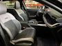 Jeep Compass First Edition 74 kWh | VOORRAAD VOORDEEL TOT € 4.000,- + GRATIS SCHUIFDAK! T.W.V. € 1.100,- | Camera 360 | Parkeersensoren voor en achter | Premium pack | Convience pack | Warmtepomp | 2 + 6 Speciale Garantie |