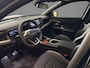 Jeep Compass First Edition 74 kWh | VOORRAAD VOORDEEL TOT € 4.000,- + GRATIS SCHUIFDAK! T.W.V. € 1.100,- | Camera 360 | Parkeersensoren voor en achter | Premium pack | Convience pack | Warmtepomp | 2 + 6 Speciale Garantie |