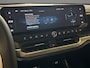 Jeep Compass First Edition 74 kWh | VOORRAAD VOORDEEL TOT € 4.000,- + GRATIS SCHUIFDAK! T.W.V. € 1.100,- | Camera 360 | Parkeersensoren voor en achter | Premium pack | Convience pack | Warmtepomp | 2 + 6 Speciale Garantie |