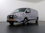 Ford E-Transit Custom 320 | L2 H1 | SPORT | 65 kWh | 301 KM RANGE WLTP | 2-ZITS | ADAPTIVE CRUISE CONTROL | LM VELGEN | SPOILER | PARKEERCAMERA | NAVIGATIE |