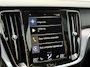 Volvo V60 T6 Twin Engine AWD Momentum Pro | Panoramadak | Harman Kardon | Head up Display | Lederen bekleding | Adaptieve Cruise Control | BLIS dodehoekdetectie | 360 graden camera