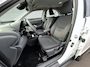 Toyota Yaris Cross 1.5 Hybrid 115 Active 3x div. kleuren beschikbaar, Nederlandse auto, Apple Carplay en/of Android auto navigatie, Achteruitrijcamera, Adaptieve cruise control, 1e eign.