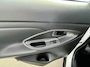 Toyota Yaris Cross 1.5 Hybrid 115 Active 3x div. kleuren beschikbaar, Nederlandse auto, Apple Carplay en/of Android auto navigatie, Achteruitrijcamera, Adaptieve cruise control, 1e eign.