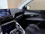 Peugeot 3008 1.2 PureTech Allure / Cruise control / Climate control / etc..