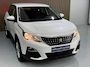 Peugeot 3008 1.2 PureTech Allure / Cruise control / Climate control / etc..