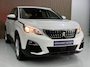 Peugeot 3008 1.2 PureTech Allure / Cruise control / Climate control / etc..