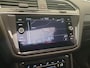Volkswagen Tiguan Allspace 1.5 TSI R-Line Panorama dak, Trekhaak, ACC, Dodehoek detectie