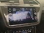 Volkswagen Tiguan Allspace 1.5 TSI R-Line Panorama dak, Trekhaak, ACC, Dodehoek detectie
