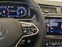 Volkswagen Tiguan 1.5 TSI R-Line Business+ Panoramadak, ACC, Trekhaak