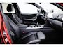 BMW 3-Serie 320i Executive | LEDER | STOELVERWARMING | DAB | APPLE | CAMERA | 19"