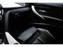 BMW 3-Serie 320i Executive | LEDER | STOELVERWARMING | DAB | APPLE | CAMERA | 19"