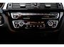 BMW 3-Serie 320i Executive | LEDER | STOELVERWARMING | DAB | APPLE | CAMERA | 19"