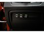 BMW 3-Serie 320i Executive | LEDER | STOELVERWARMING | DAB | APPLE | CAMERA | 19"