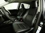 Toyota RAV4 2.0 Executive Business 4WD 152Pk Automaat (NAVIGATIE, CLIMATE, GETINT GLAS, CAMERA, LEDER, ELEK SPORTSTOELEN, STOELVERWARMING, CRUISE, NIEUWSTAAT)