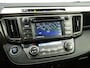 Toyota RAV4 2.0 Executive Business 4WD 152Pk Automaat (NAVIGATIE, CLIMATE, GETINT GLAS, CAMERA, LEDER, ELEK SPORTSTOELEN, STOELVERWARMING, CRUISE, NIEUWSTAAT)